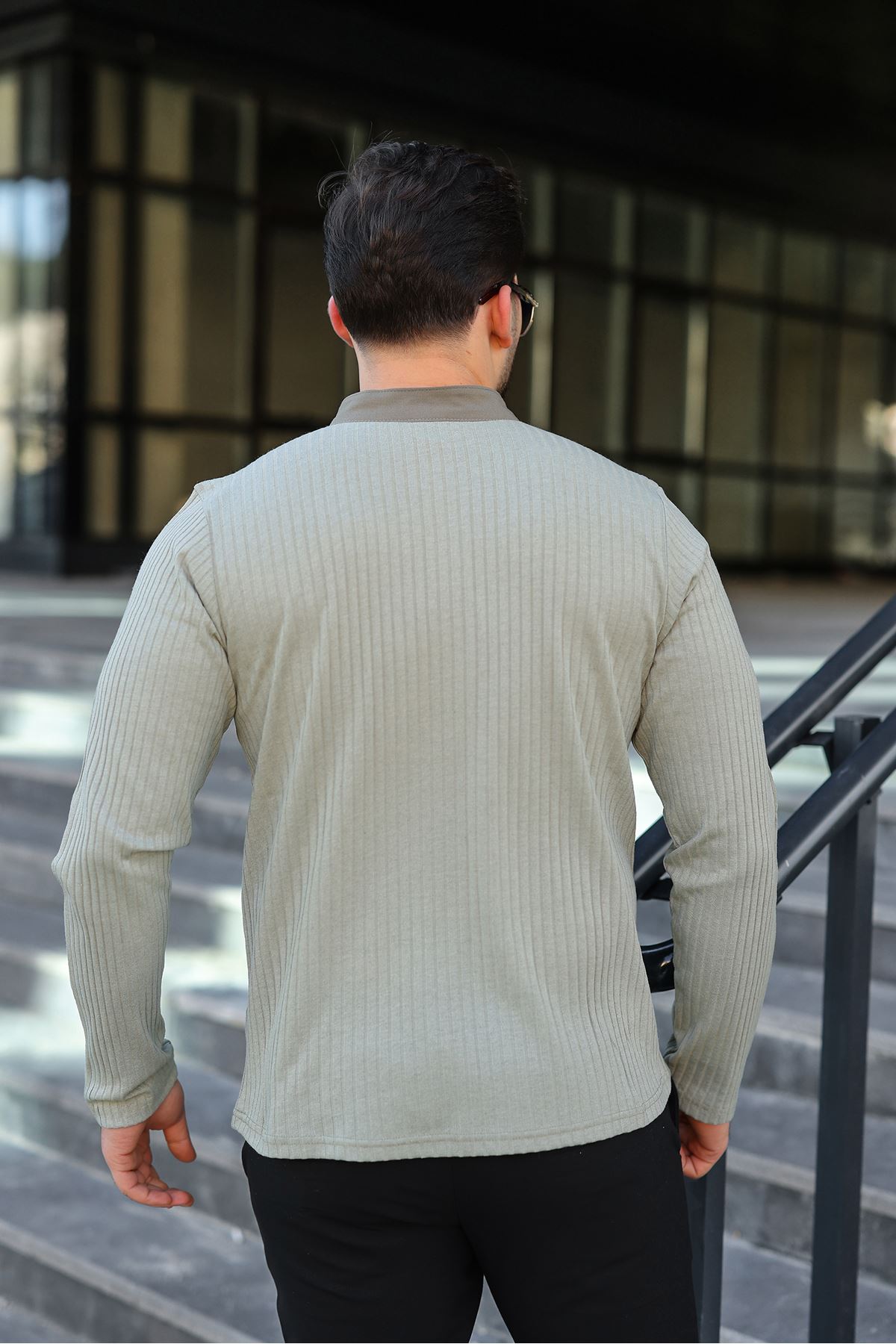 Erkek Fitilli Kumaş Hakim Yaka Düğmeli Sweat