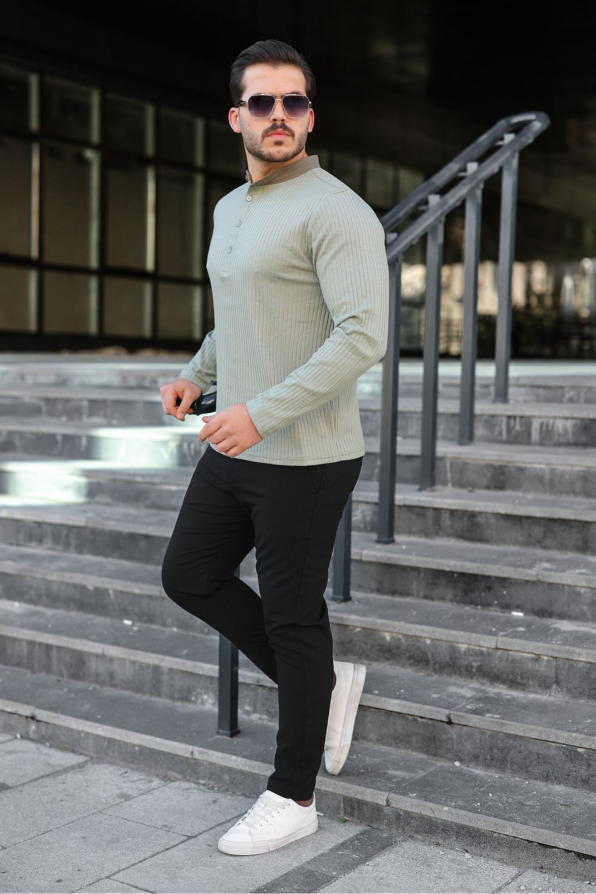 Erkek Fitilli Kumaş Hakim Yaka Düğmeli Sweat