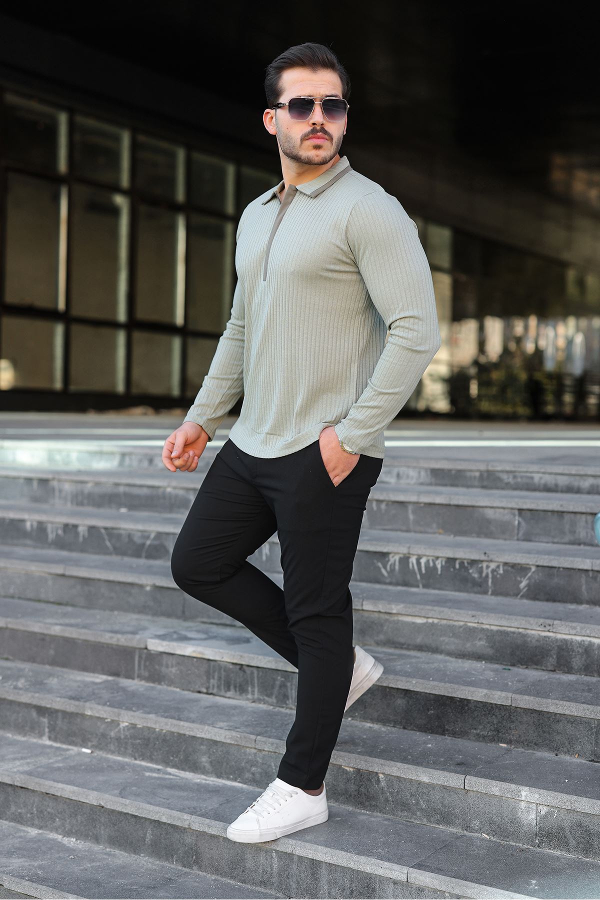 Erkek Fitilli Kumaş Polo Yaka Yarım Fermuarlı Sweat