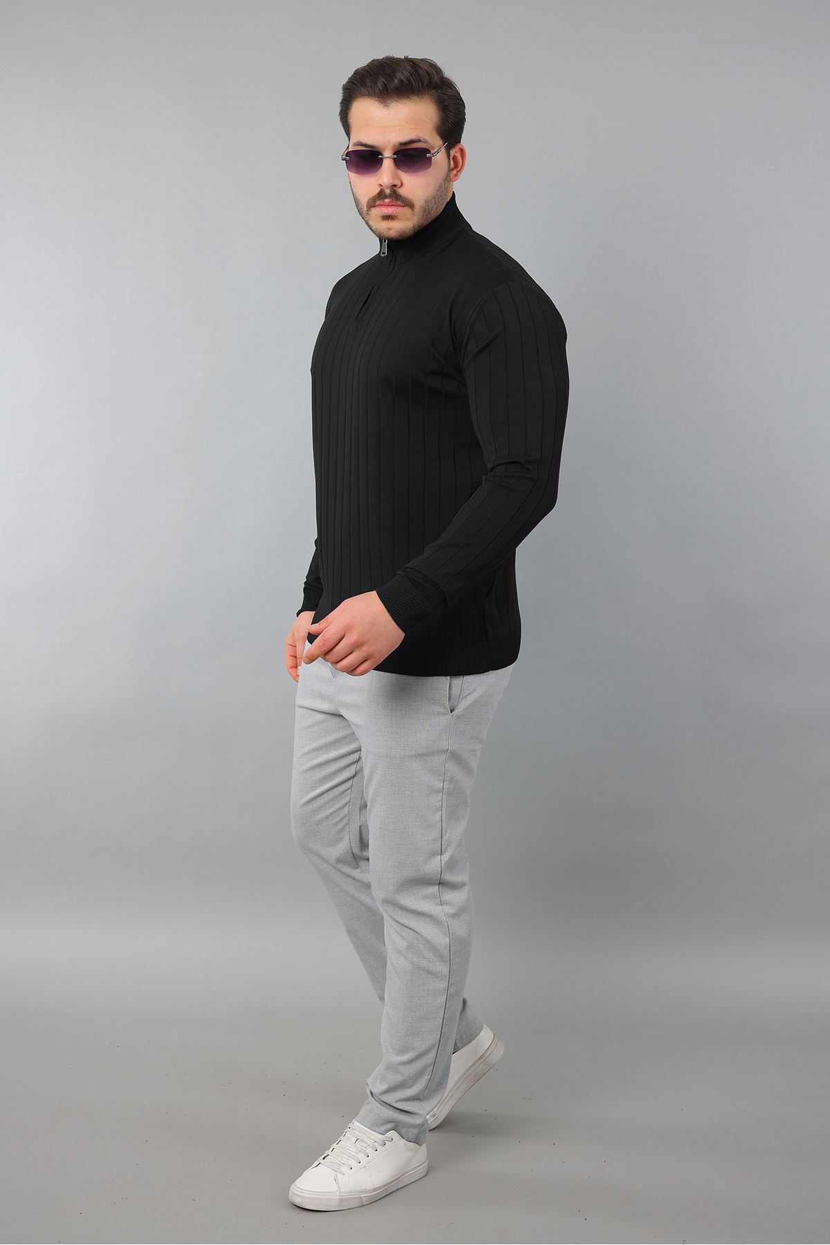 Erkek Dik Yaka Uzun Kol Yarım Fermuar Kendinden Desenli Triko
