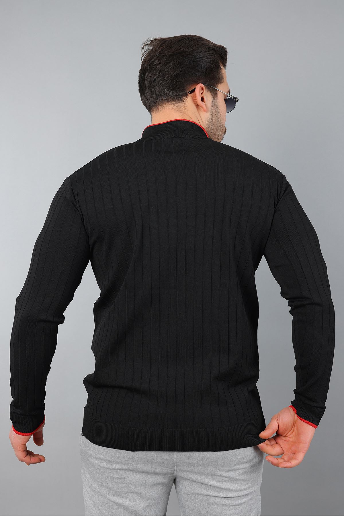 Erkek Uzun Kol Dik Yaka Biyeli Yarım Fermuar Kendinden Desenli Triko