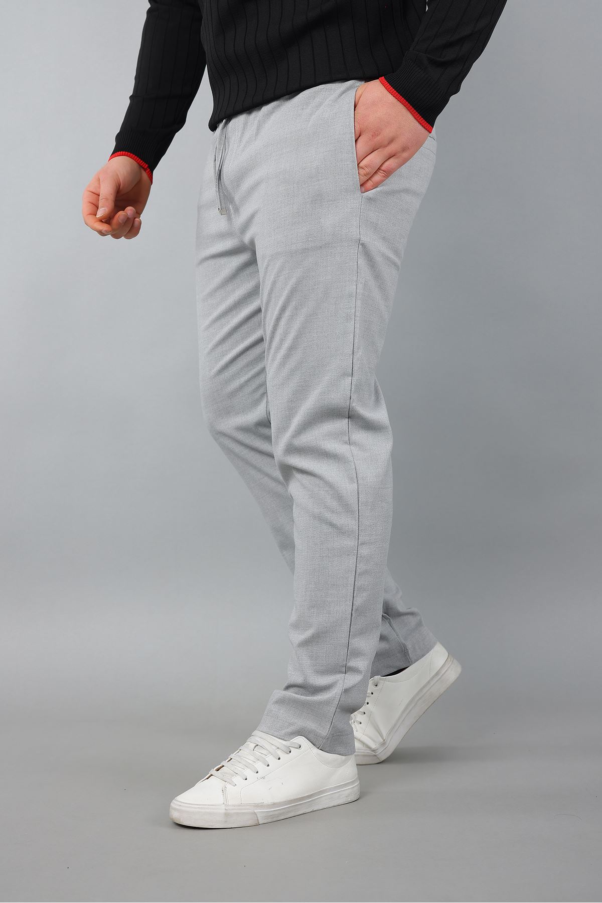 Erkek Uzun Kol Dik Yaka Biyeli Yarım Fermuar Kendinden Desenli Triko