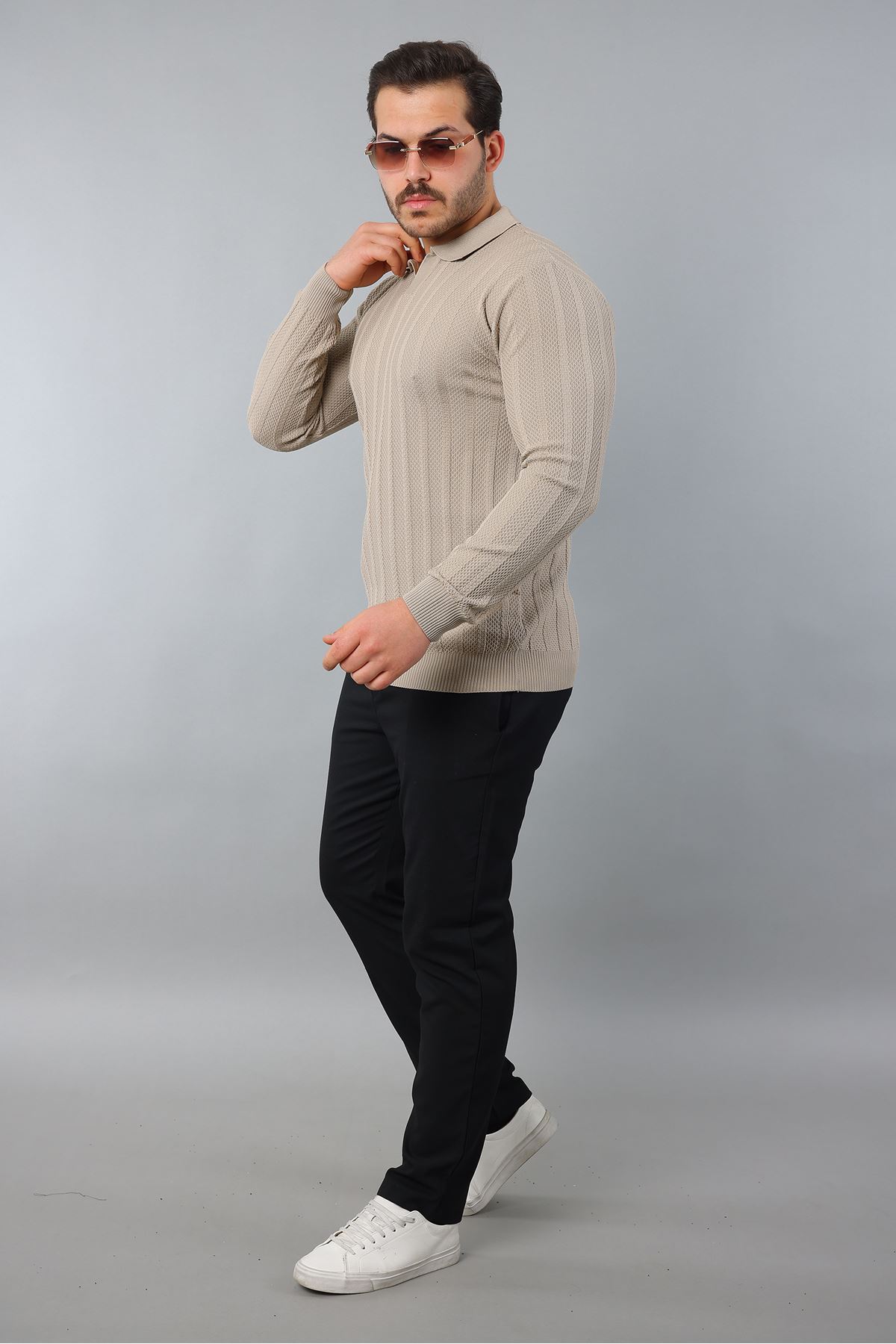 Erkek Apaş Yaka Çizgili Triko