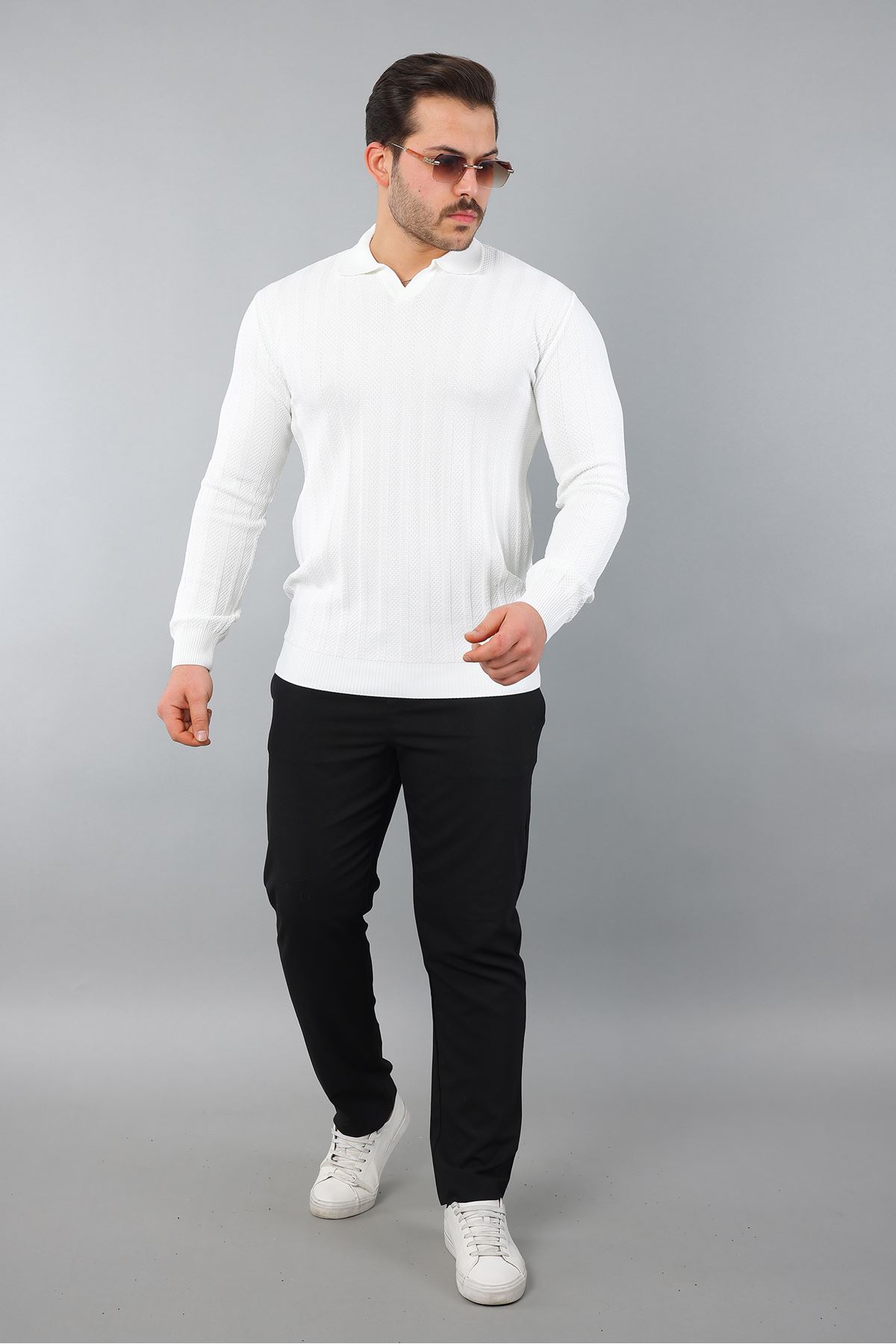 Erkek Apaş Yaka Çizgili Triko