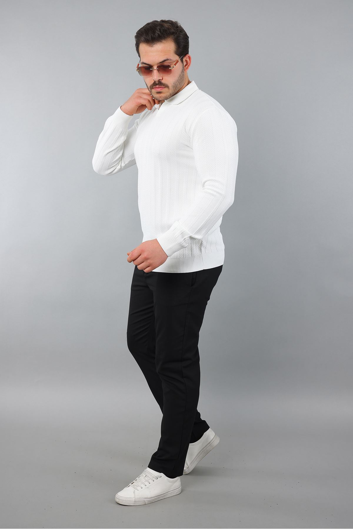 Erkek Apaş Yaka Çizgili Triko