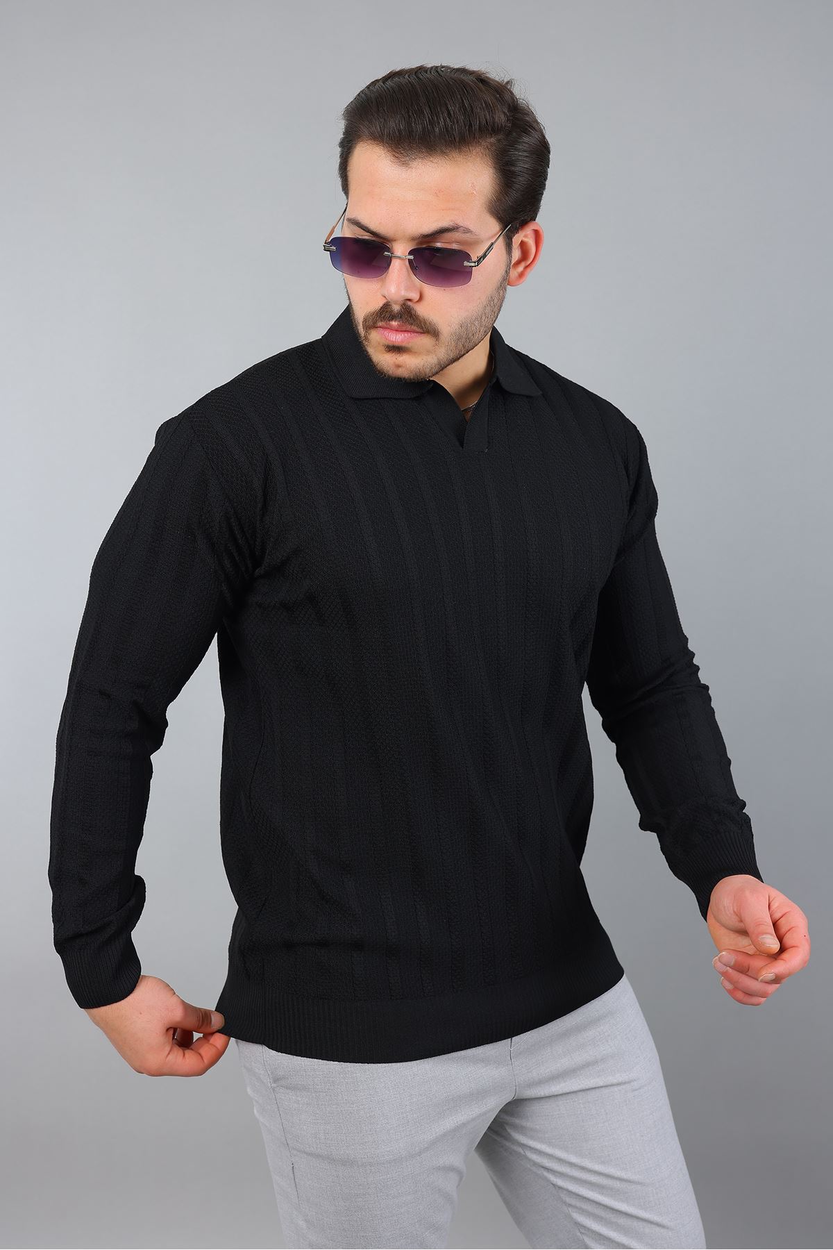 Erkek Apaş Yaka Çizgili Triko