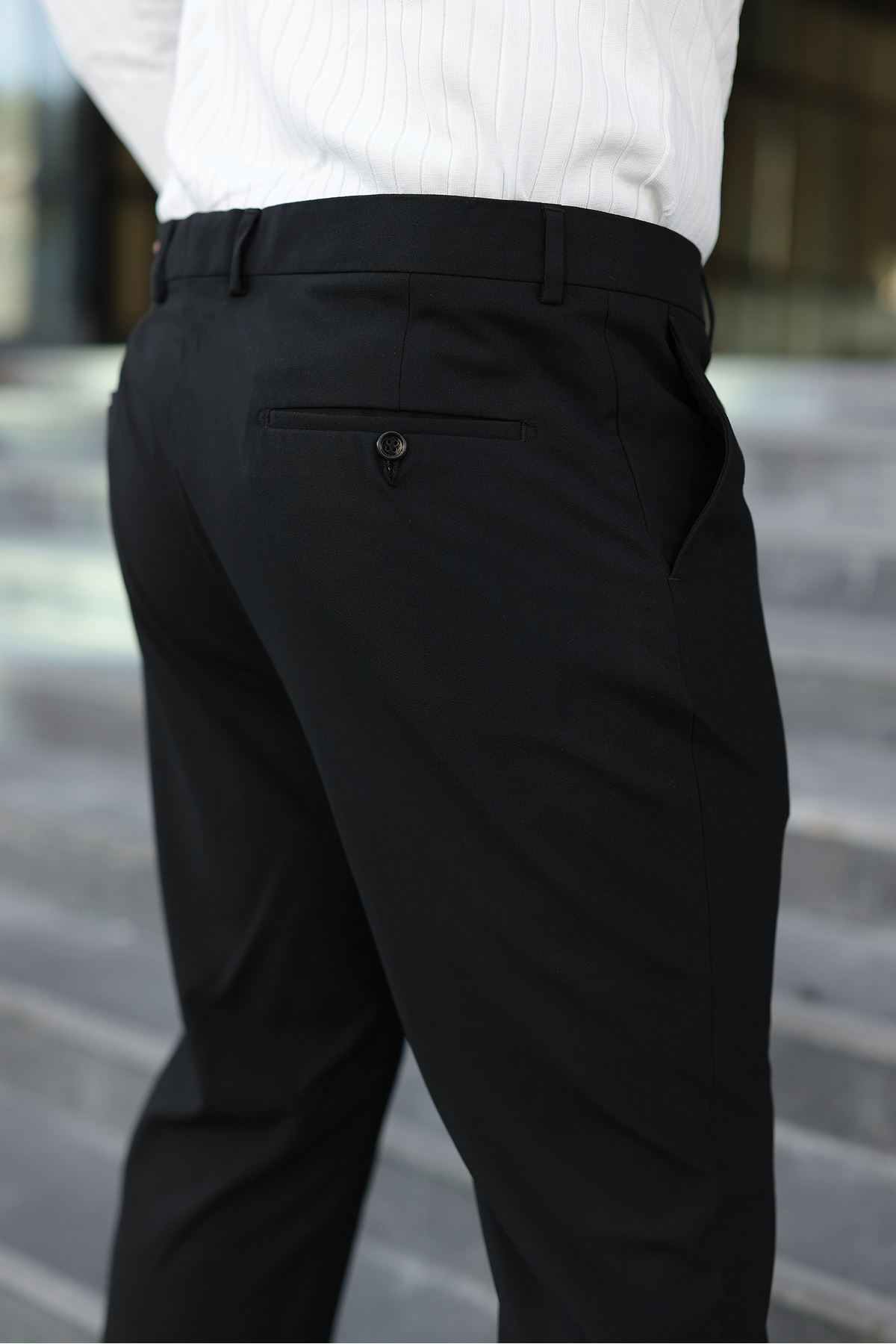 Erkek Slim Fit Likralı Bilek Boy Italyan Kesim Siyah Kumaş Pantolon