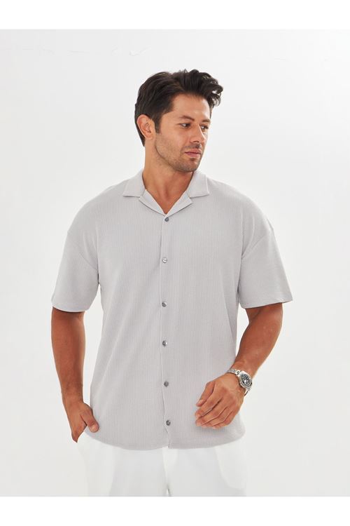 Erkek Kısa Kol Oversize Apaş Yaka Burgu Desen Rahat Gömlek