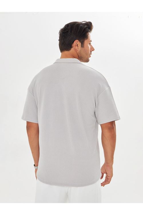 Erkek Kısa Kol Oversize Apaş Yaka Burgu Desen Rahat Gömlek