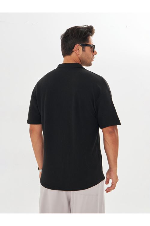 Erkek Kısa Kol Oversize Apaş Yaka Burgu Desen Rahat Gömlek