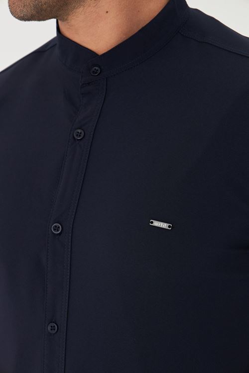 Slim Fit Hakim Yaka Erkek Gömlek Günlük Kullanıma Uygun