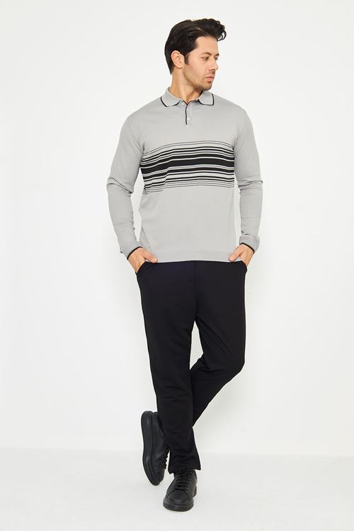 Erkek Göğüs Çizgili Örme Kazak  Şık Ve Rahat Günlük Kullanıma Uygun Düğmeli Polo Yaka Kısa Kol Kazak