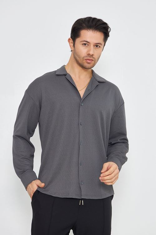 Erkek Yarım Oversize Uzun Kol Apaçi Yaka Ütü Gerektirmeyen Crep Desen Gömlek