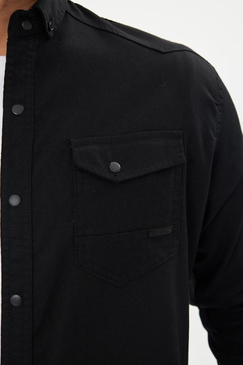 Erkek Siyah Slim Fit Dar Kalıp Çift Cepli Pamuklu Kot Gömlek