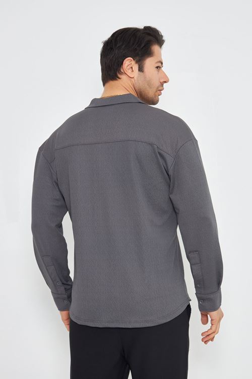 Erkek Yarım Oversize Uzun Kol Apaçi Yaka Ütü Gerektirmeyen Crep Desen Gömlek